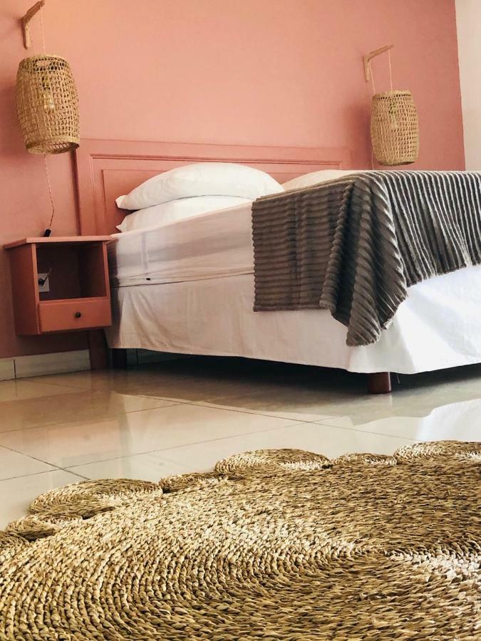 Hotel Pelican Шельшер Екстер'єр фото