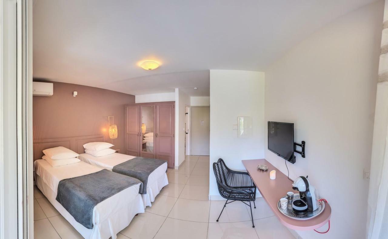 Hotel Pelican Шельшер Екстер'єр фото